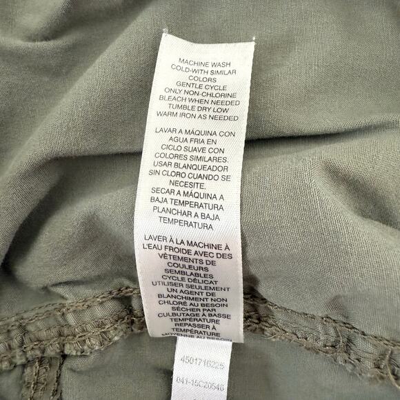 Chico's Women's Knee Length Khaki Bermuda Shorts Front and Back Pockets - 16 - Picture 10 of 10